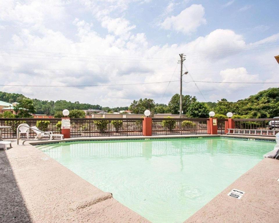 Econo Lodge Inn & Suites I-20, Exit 73 Tuscaloosa Εξωτερικό φωτογραφία