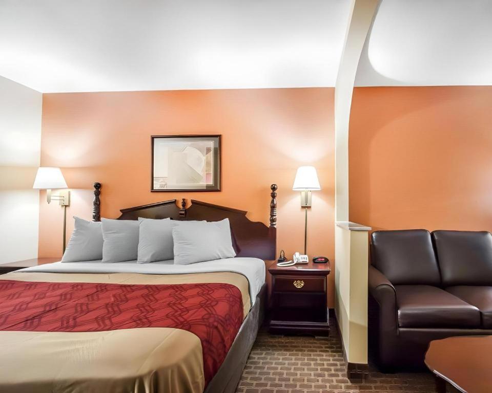Econo Lodge Inn & Suites I-20, Exit 73 Tuscaloosa Εξωτερικό φωτογραφία